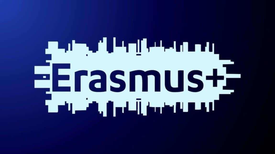 Menderes ilçesindeki okullar, Avrupa'nın prestijli eğitim programlarından biri olan Erasmus+ kapsamında önemli bir başarıya imza attı.